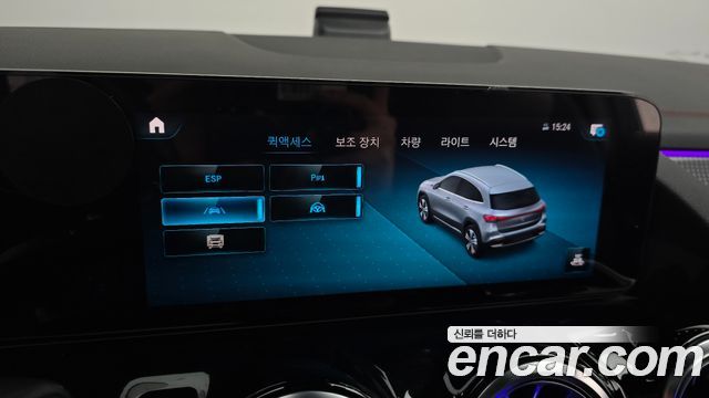 Mercedes-Benz EQA 2022 — photo 30