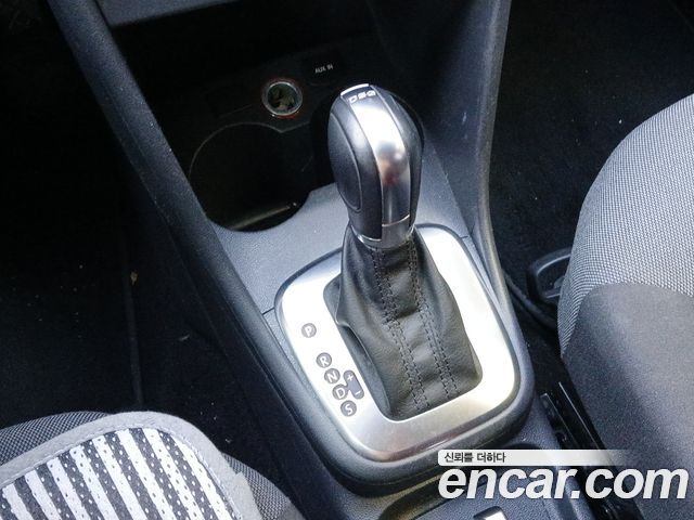 Volkswagen Polo 2014 — photo 8