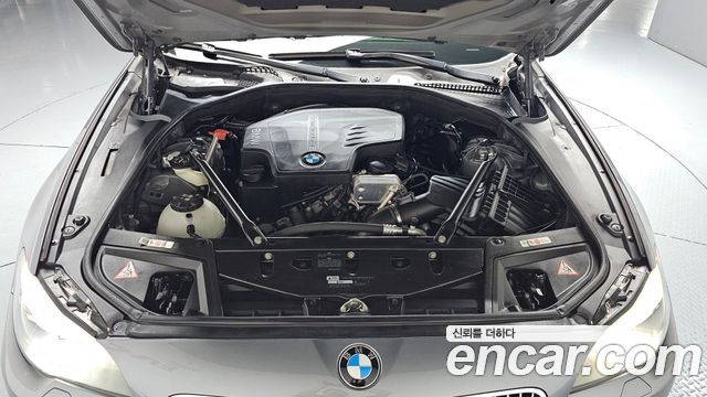BMW 5-Series 2013 — photo 6