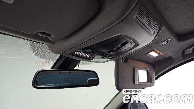BMW 5-Series 2013 — photo 25