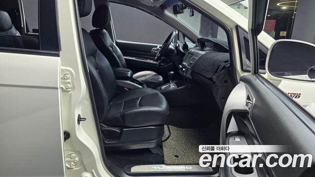 KG Mobility KORANDO 2017 — photo 17