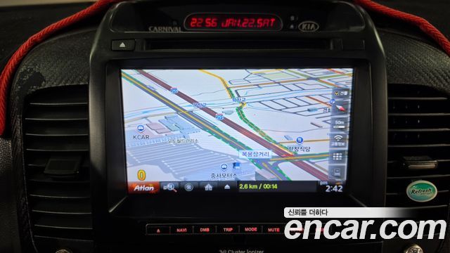 Kia Canival 2013 — photo 9