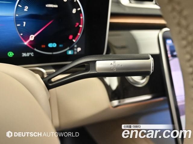 Mercedes-Benz S-Class 2021 — photo 10