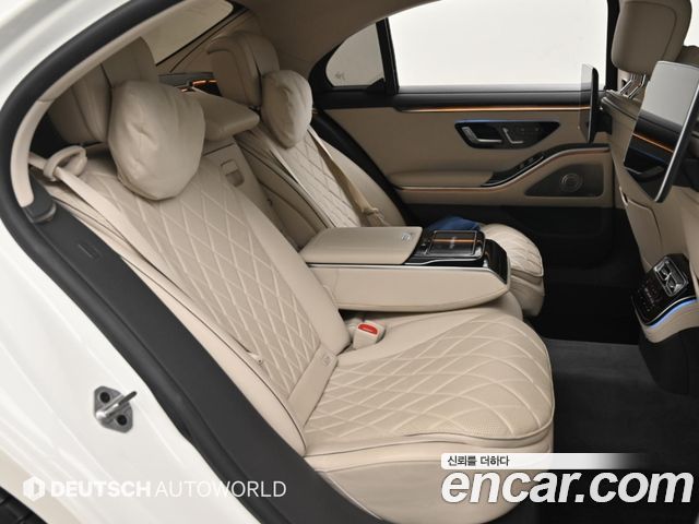 Mercedes-Benz S-Class 2021 — photo 13