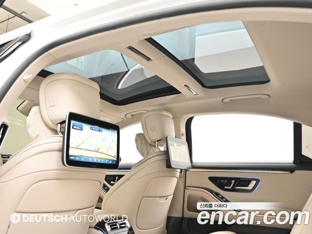 Mercedes-Benz S-Class 2021 — photo 19
