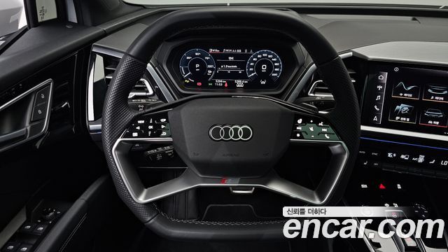 Audi Q4 e-tron 2026 — photo 13