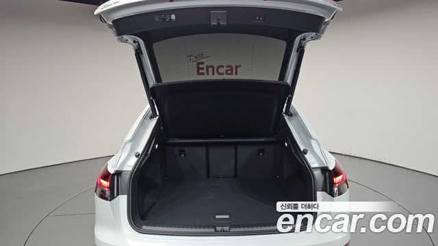 Audi Q4 e-tron 2026 — photo 20