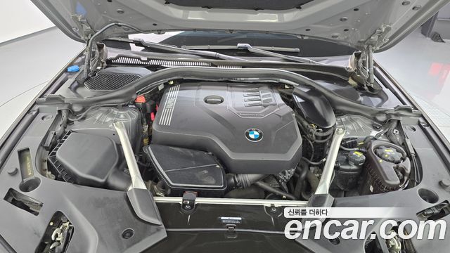 BMW 5-Series 2022 — photo 6