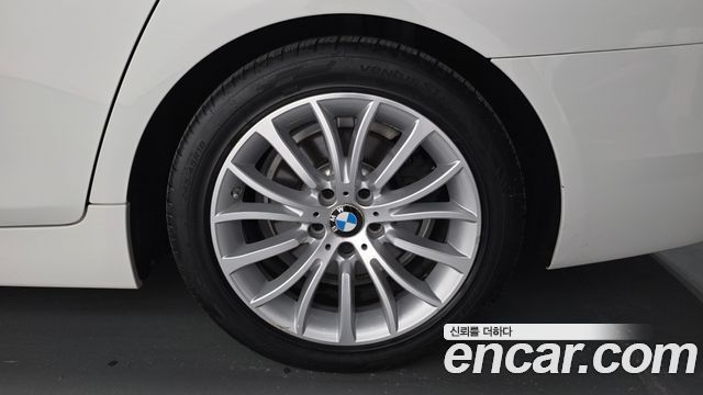 BMW 5-Series 2015 — photo 7