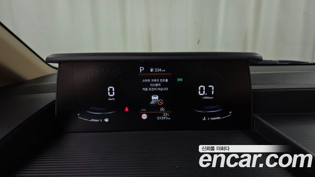 Hyundai Staria 2023 — photo 11