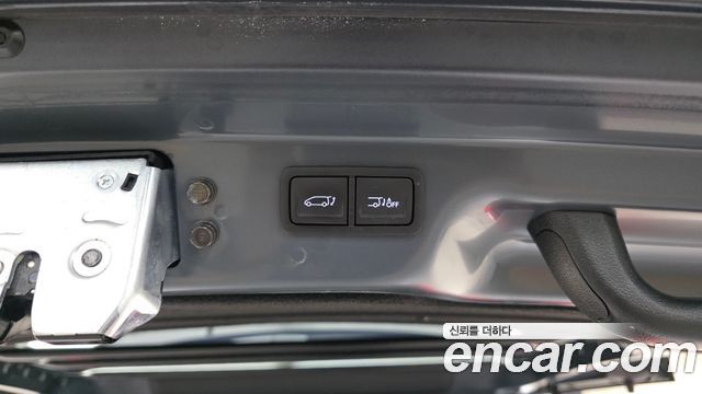 Hyundai Staria 2023 — photo 23