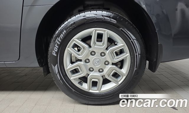 Hyundai Staria 2023 — photo 7