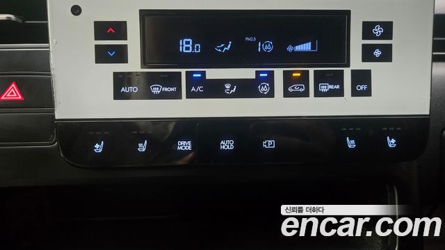 Hyundai Staria 2022 — photo 14