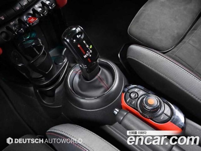 Mini Cooper 2021 — photo 9