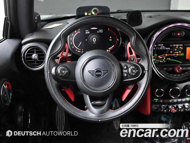 Mini Cooper 2021 — photo 13