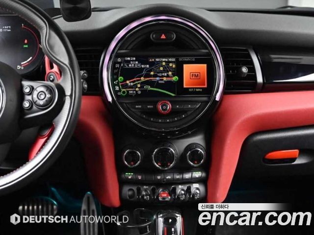 Mini Cooper 2021 — photo 14
