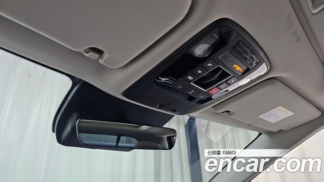 Kia Canival 2025 — photo 24