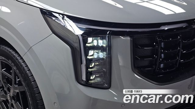 Kia Canival 2025 — photo 8