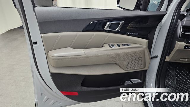 Kia Canival 2025 — photo 14