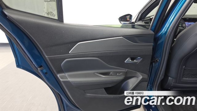 Peugeot 408 2023 — photo 15