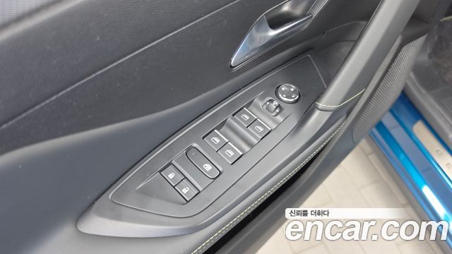 Peugeot 408 2023 — photo 30