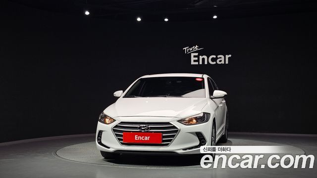 Hyundai AVANTE 2017 — photo 3
