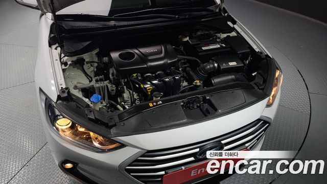 Hyundai AVANTE 2017 — photo 6
