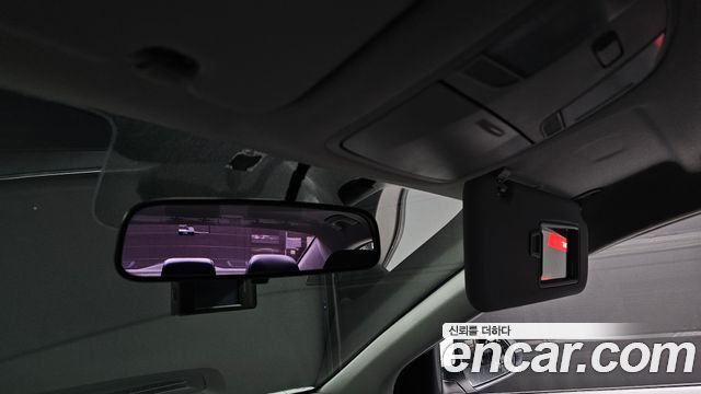 Hyundai AVANTE 2017 — photo 28