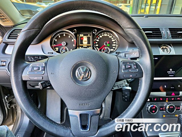 Volkswagen CC 2015 — photo 12