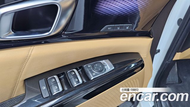 Kia Canival 2023 — photo 28