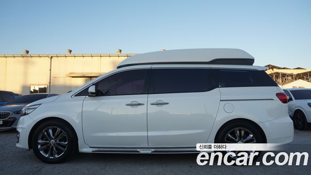 Kia Canival 2016 — photo 9