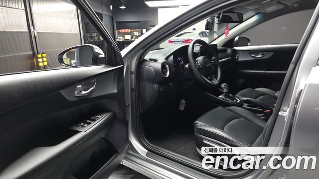 Kia K3 2024 — photo 13