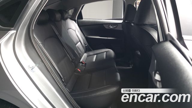 Kia K3 2024 — photo 18