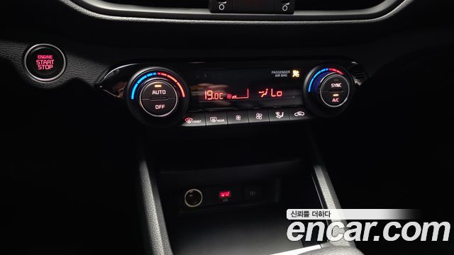 Kia K3 2024 — photo 23