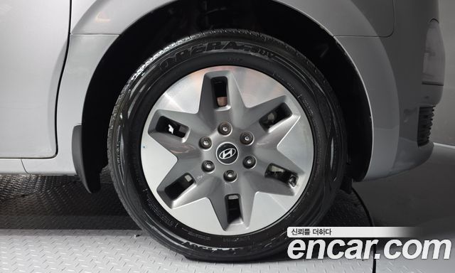 Hyundai Staria 2026 — photo 7