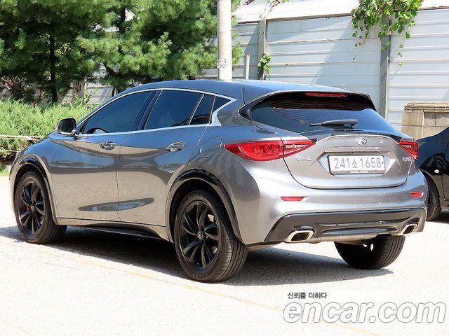 Infiniti Q30 2019 — photo 3