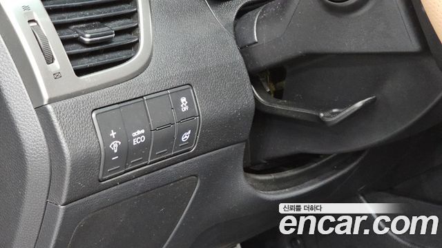 Hyundai i30 2012 — photo 19