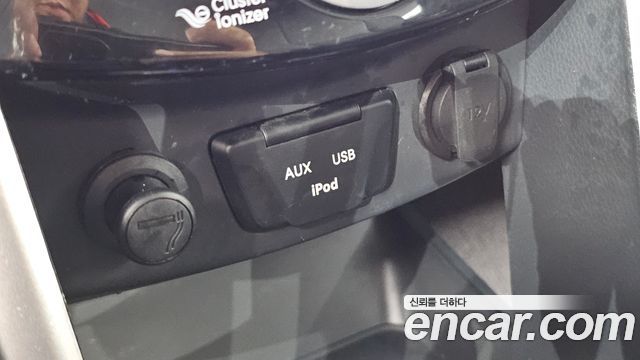 Hyundai i30 2012 — photo 26