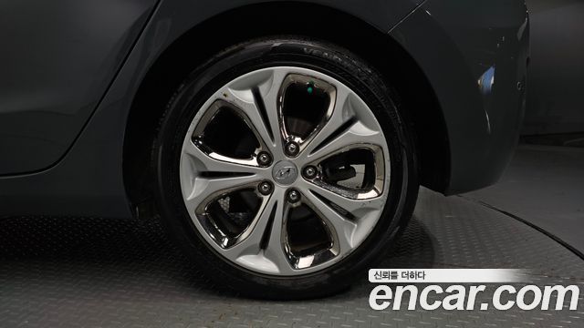 Hyundai i30 2012 — photo 7