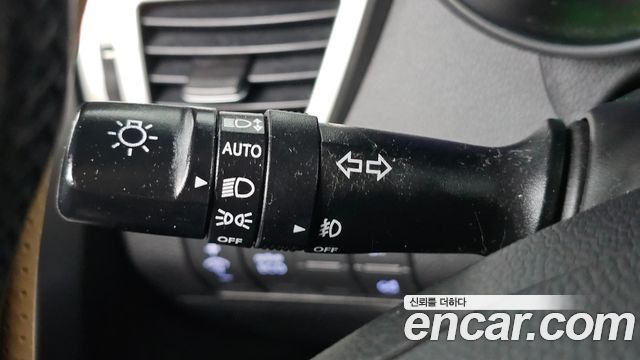 Hyundai i30 2012 — photo 27