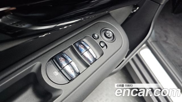 Mini Clubman 2024 — photo 27