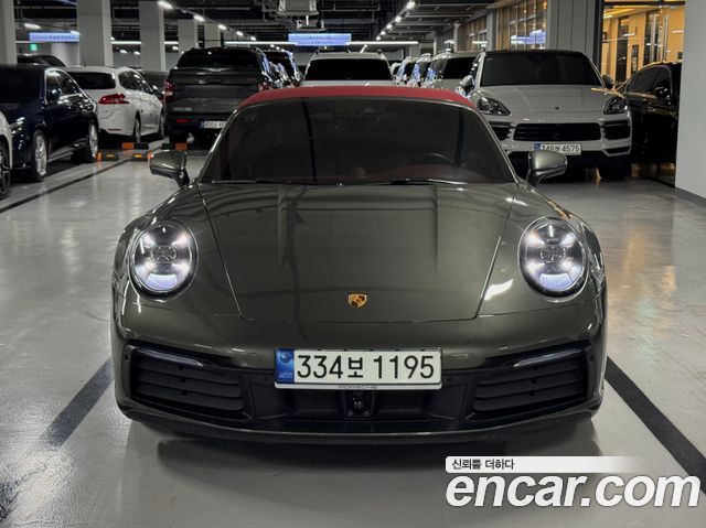 Porsche 911 2021 — photo 3