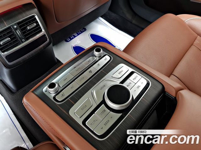 Kia K9 2019 — photo 18