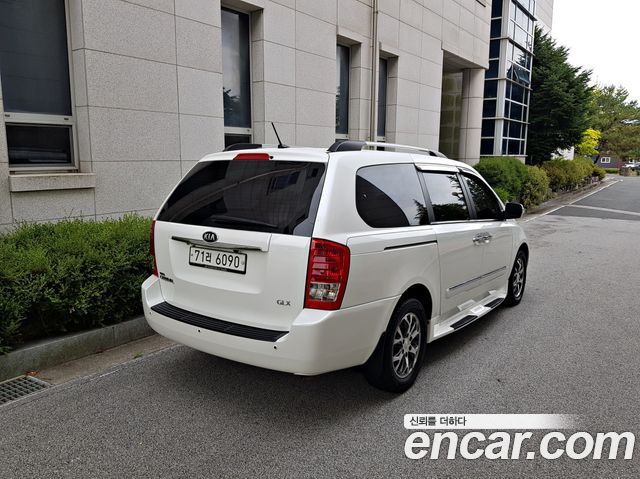 Kia Canival 2013 — photo 5