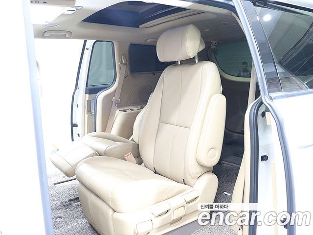 Kia Canival 2019 — photo 15