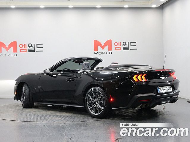 Ford Mustang 2025 — photo 4