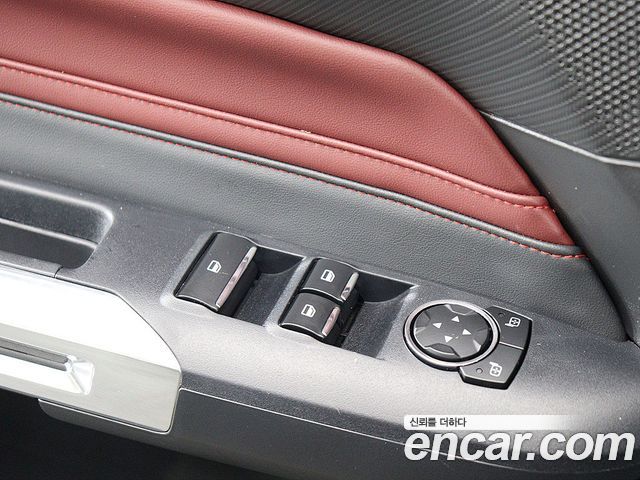 Ford Mustang 2025 — photo 13