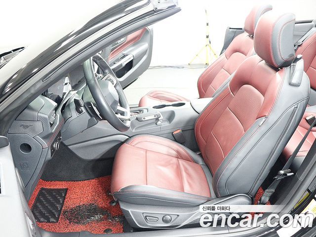 Ford Mustang 2025 — photo 15