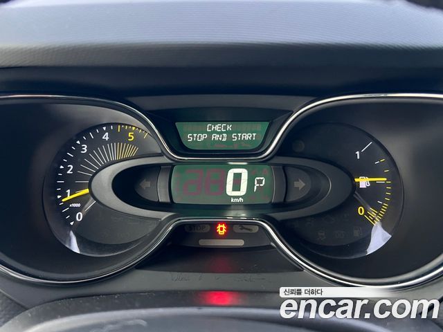 Renault Korea QM3 2016 — photo 12