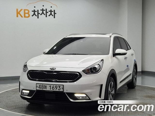 Kia Niro 2017 — photo 2